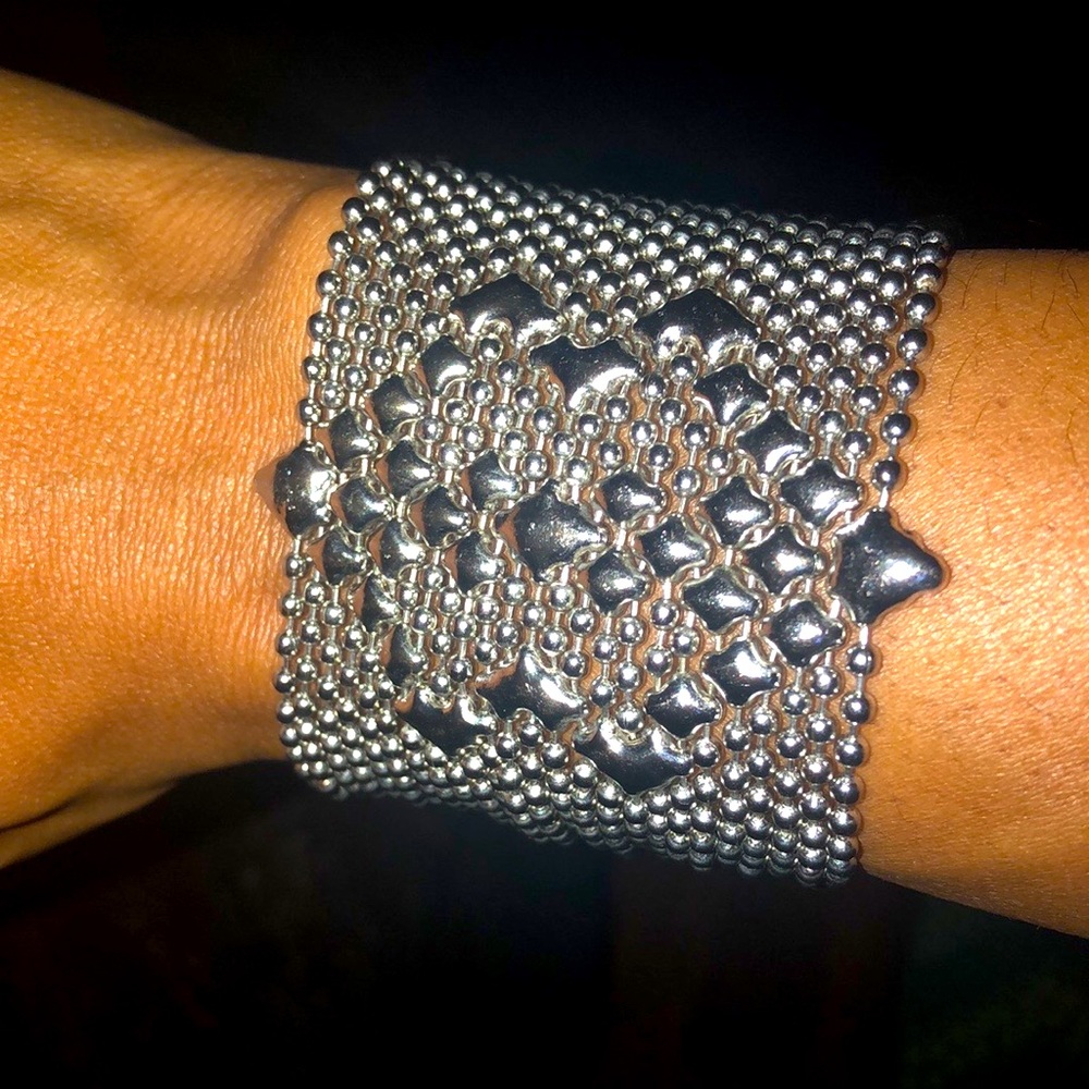 Silver Cuff-like Bracelet